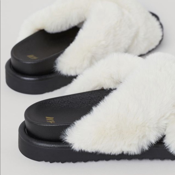 Faux Fur Slippers - Picture 4 of 9